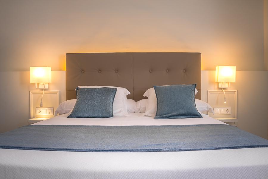 Hotel Pirineos Figueres By Pierre & Vacances Esterno foto